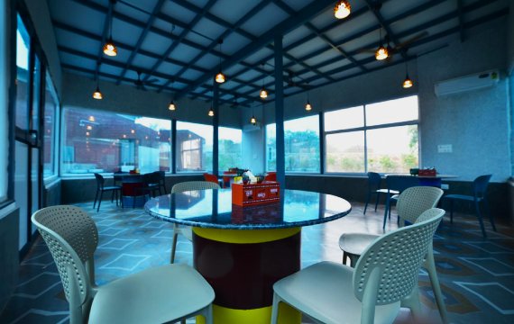 Lounge Area